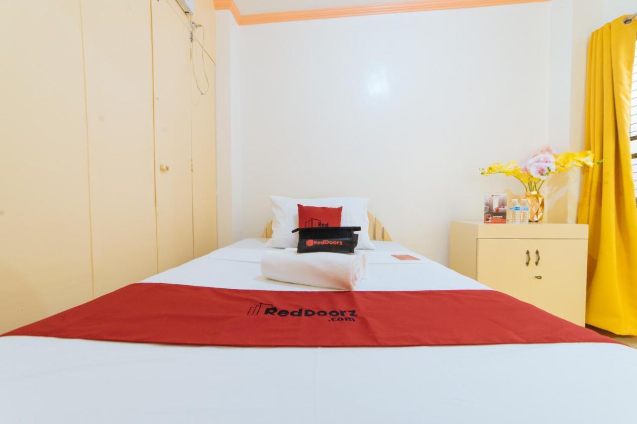 Reddoorz @ Q Abeto Street Mandurriao Iloilo Exterior foto