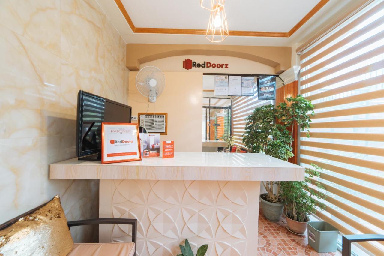 Reddoorz @ Q Abeto Street Mandurriao Iloilo Exterior foto